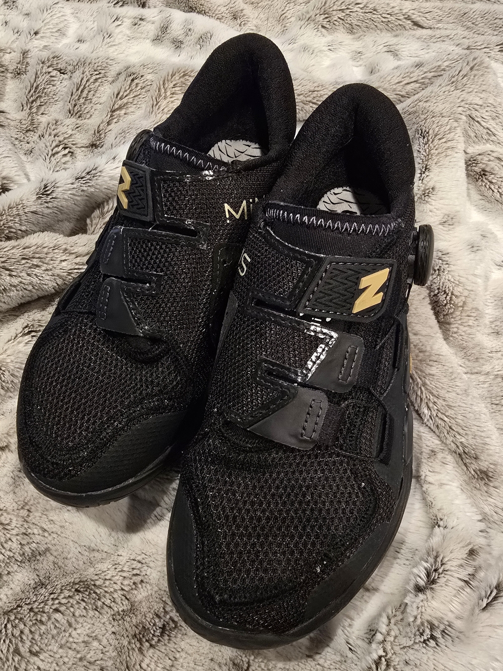 New Balance Minimus Black Athletic Mesh Training Shoes with Gold Accents